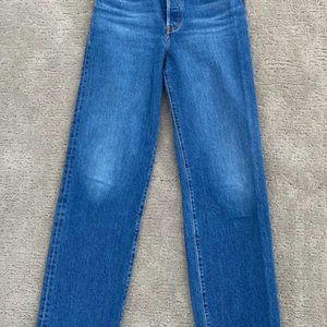 Levi ribcage jeans (full length) - size 28